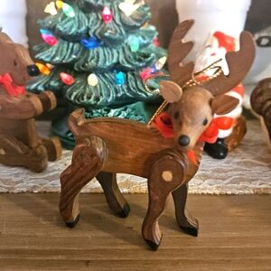 Vintage Wood Reindeer Jointed Hinged Posable Christmas tree ornament decoration